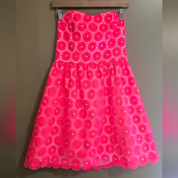 Lilly Pulitzer Peyton Pinwheel Strapless Dress 4 - Picture 3 of 15